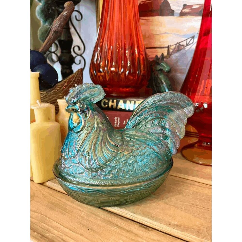 Fenton Emerald Green Carnival Rooster on Nest Covered Dish Vintage Glass